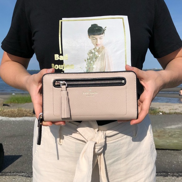 🎁Kate Spade Chester street neda